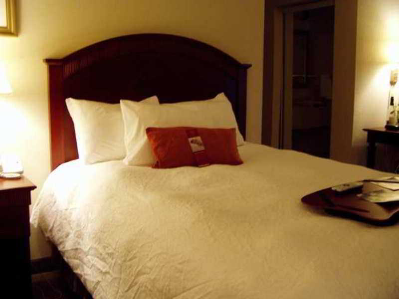 Hampton Inn And Suites Lafayette Habitación foto